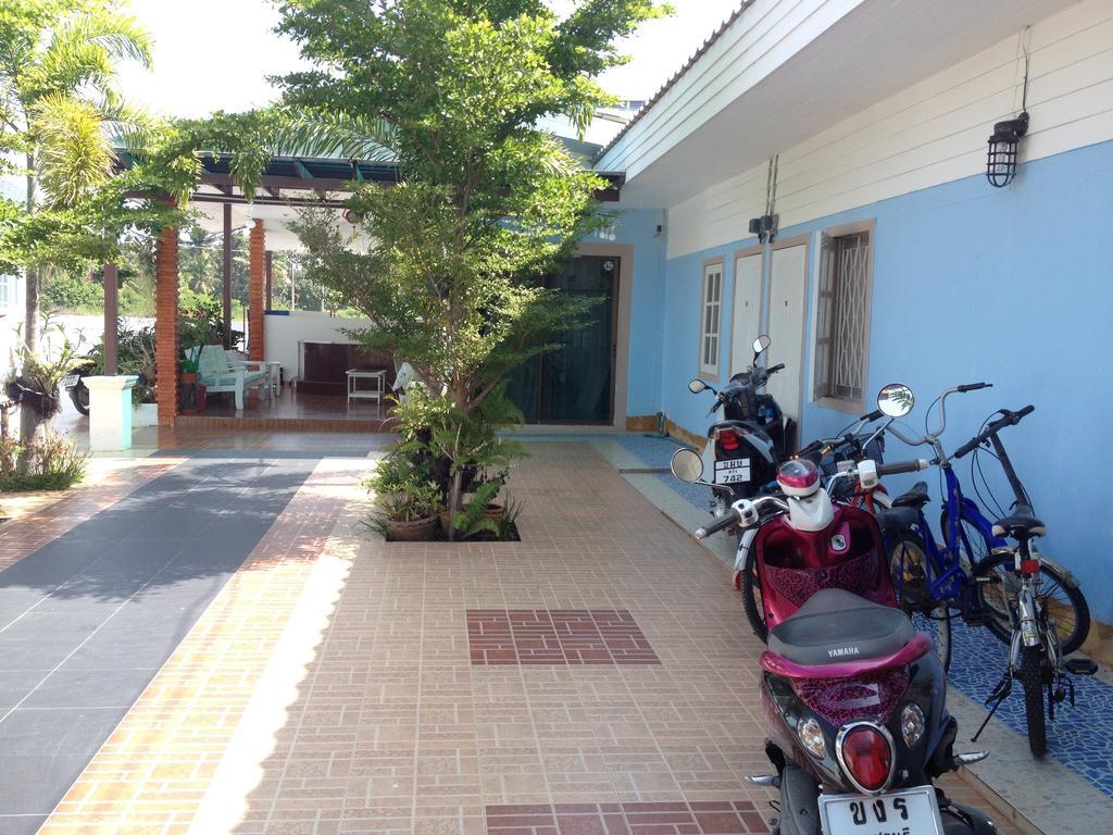 Baan Lom Talay Hotel Hua Hin Exterior photo